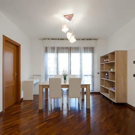 Domus Bb - Plaza Fiumicino