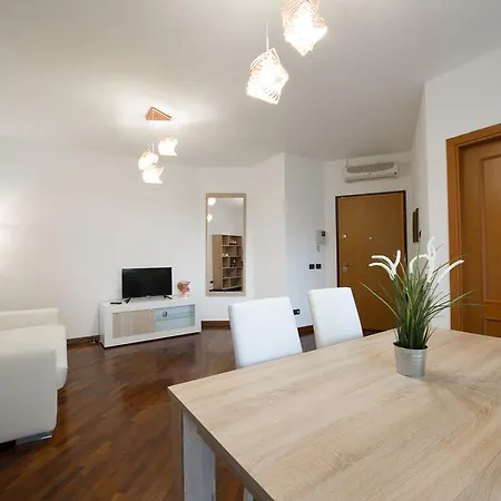 Domus Bb - Plaza