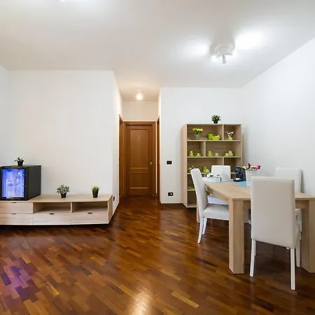 Domus Bb - Plaza