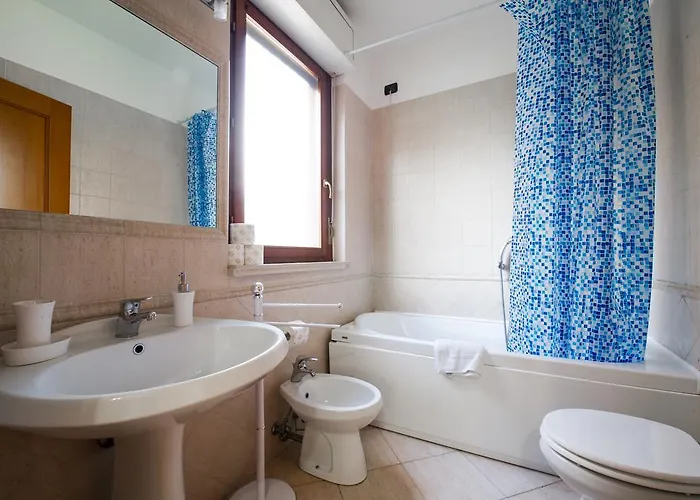 Domus Bb - Plaza 3* فيوميتشينو