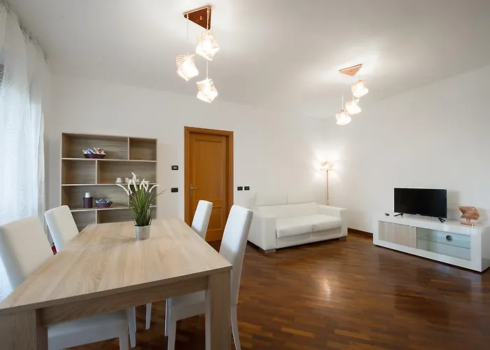 بيت ضيافة Domus Bb - Plaza 3*