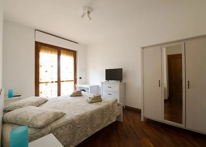 Domus Bb - Plaza فيوميتشينو